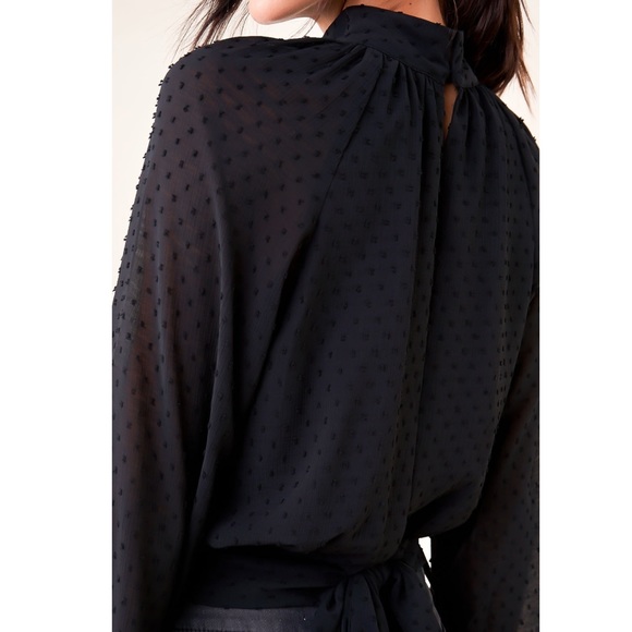 Mock Neck Crop Blouse - Picture 4 of 7